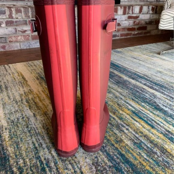 Hunter Rainboots | Burgundy w/ Pink Stripe | Size 9 - Picture 3 of 4